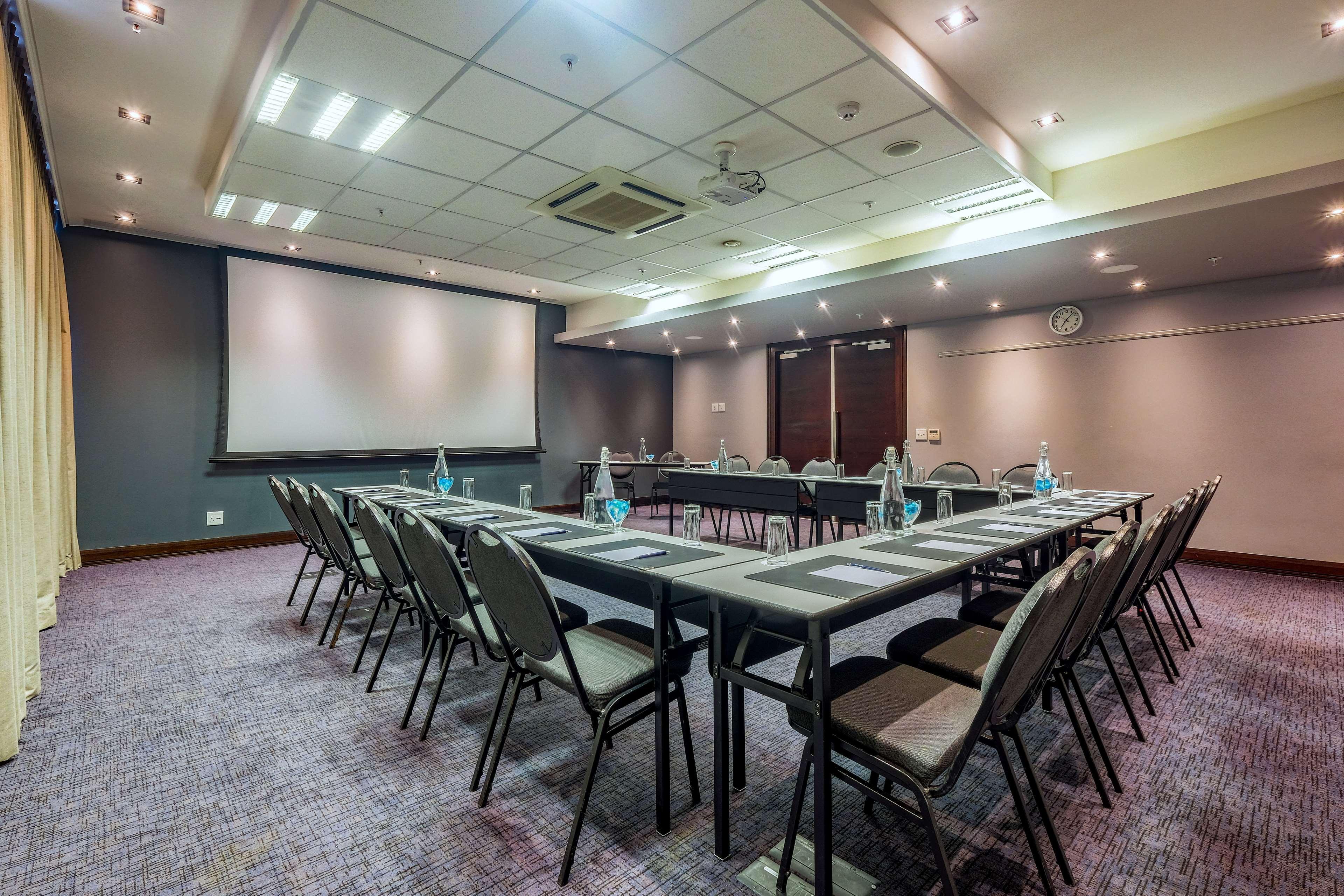 RADISSON BLU HOTEL SANDTON 37/50