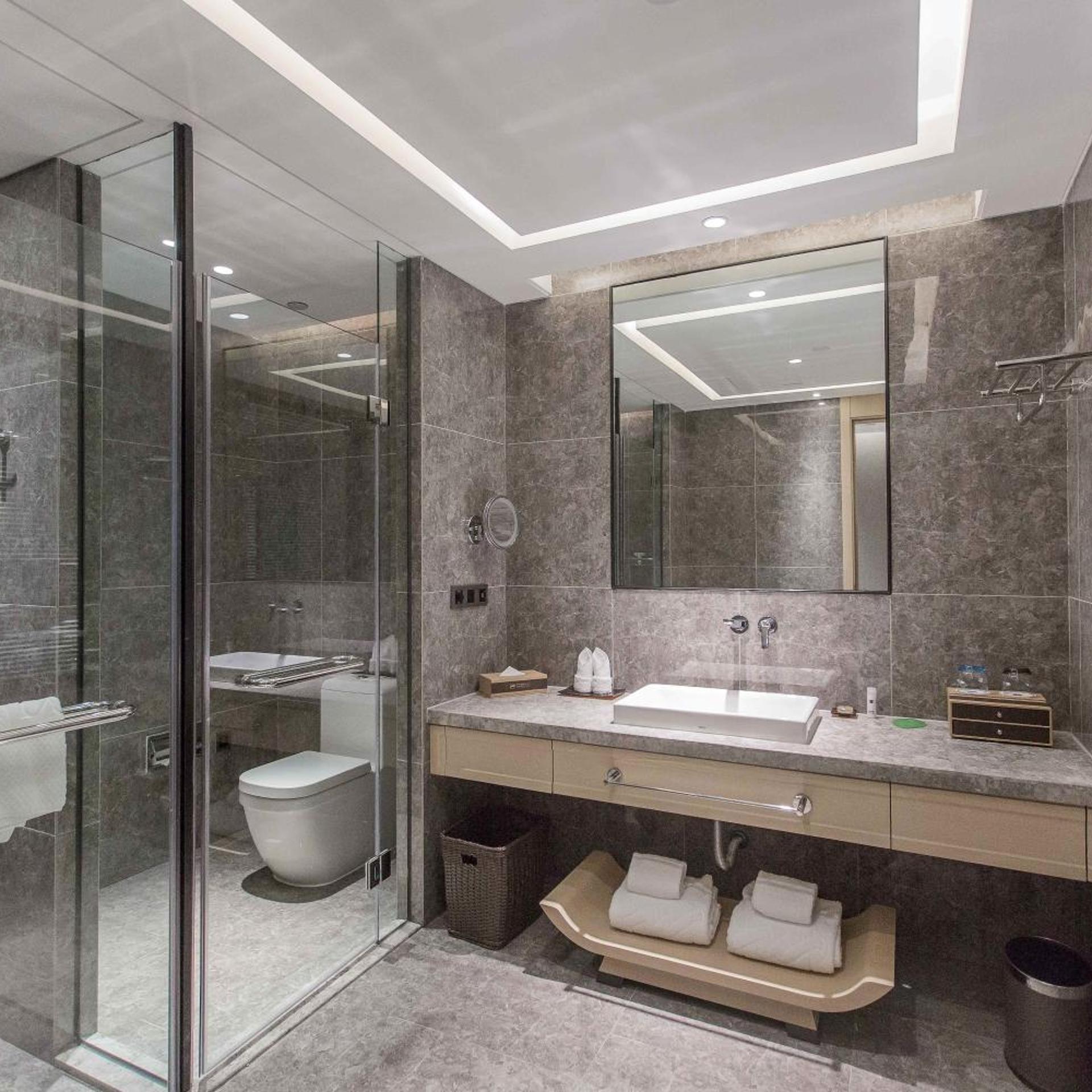 غرفة تنفيذية بسريرين منفصلين بإطلالة على المدينة، Grand Metropark Hotel Liyuan Chongqing 4/5