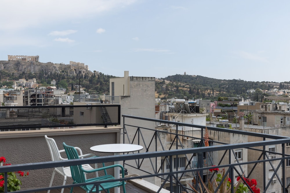 Evripides Hotel 5/69