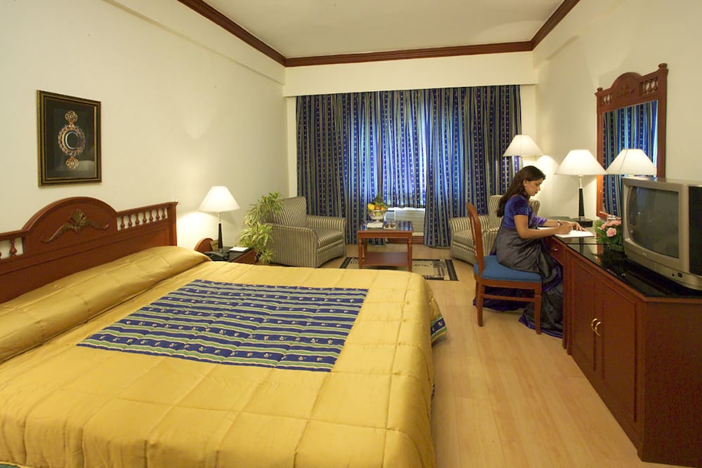 Empires Hotel Paradip 10/34