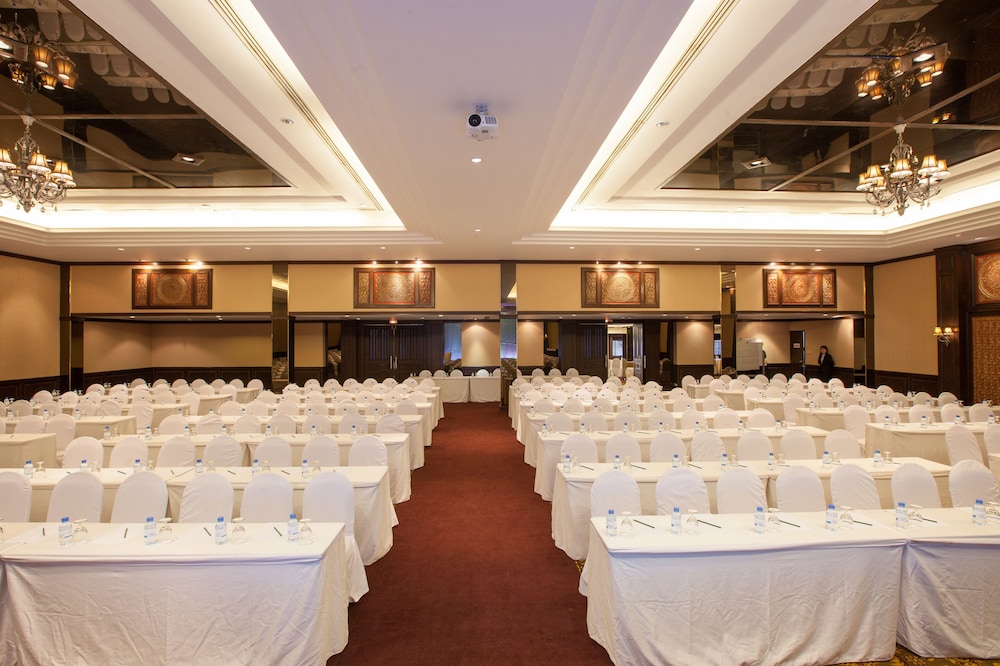 Chiangmai Grandview Hotel 40/50