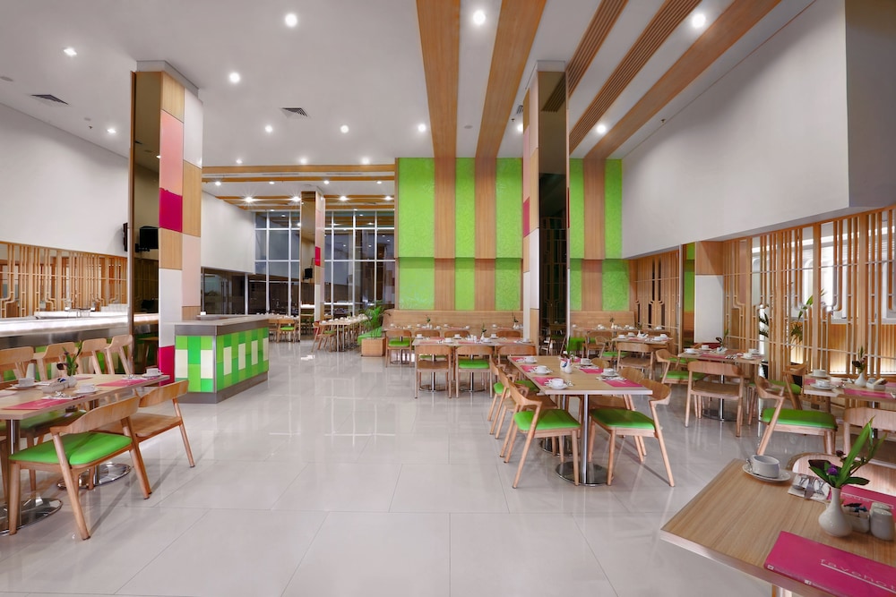fave plus hotel Palembang 33/44