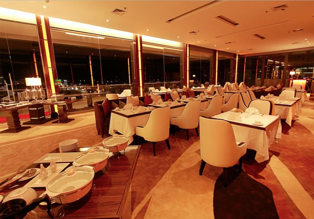 ROYAL ASNOF HOTEL 33/37