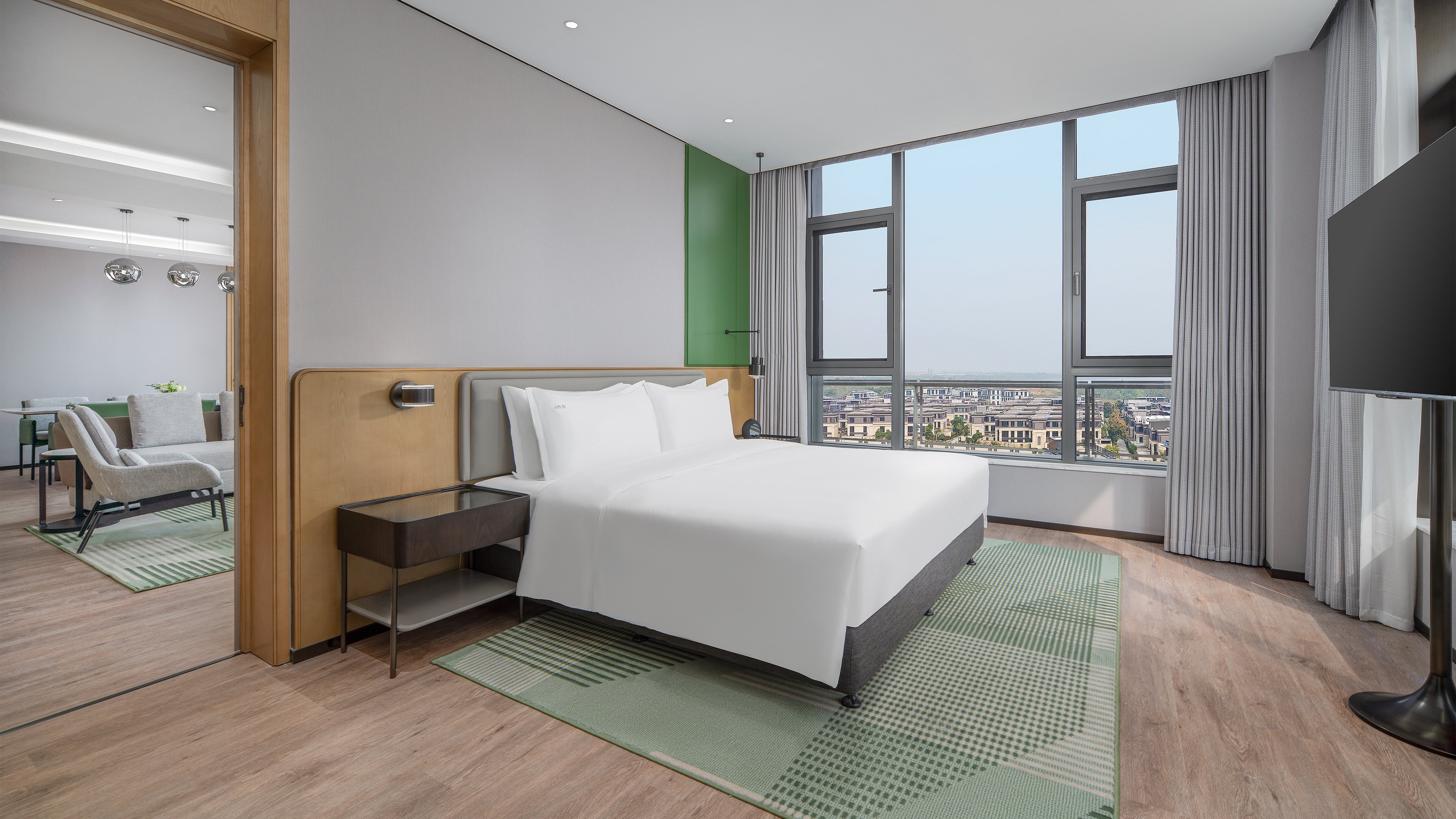 Holiday Inn Wuhan Houguan Lake by IHG 16/50