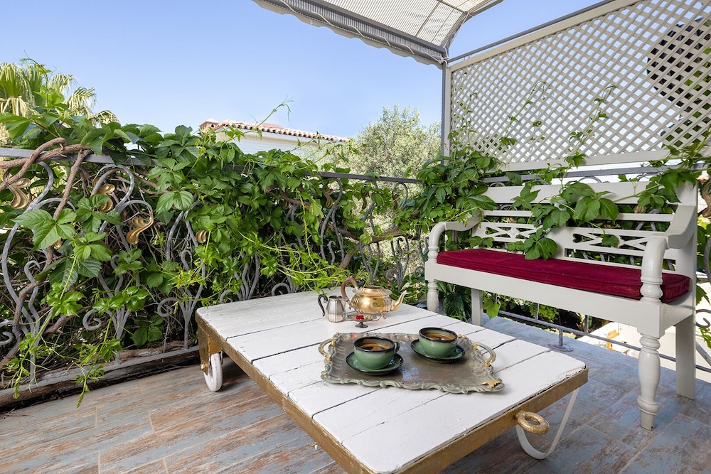 La Capria Suite Hotel 43/53