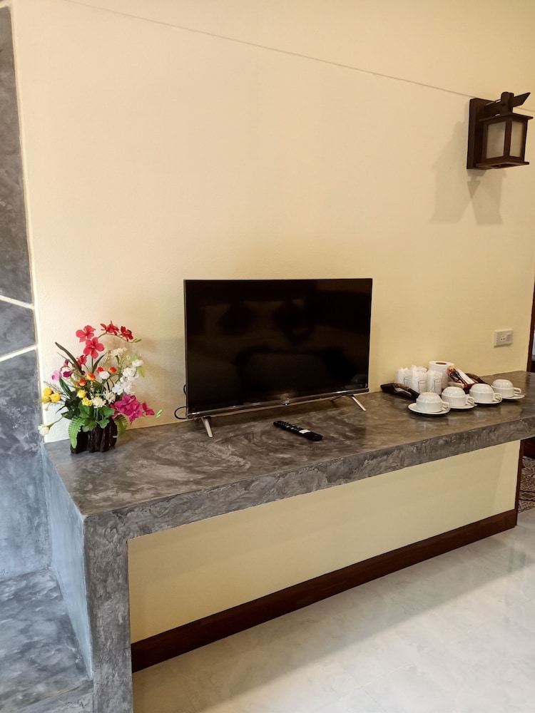 LANTA PEARL BEACH RESORT 16/78