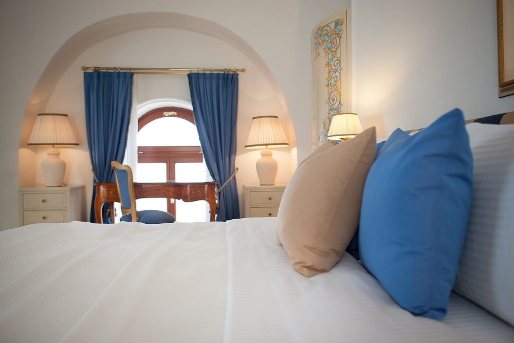 Grande Albergo Delle Rose 23/50