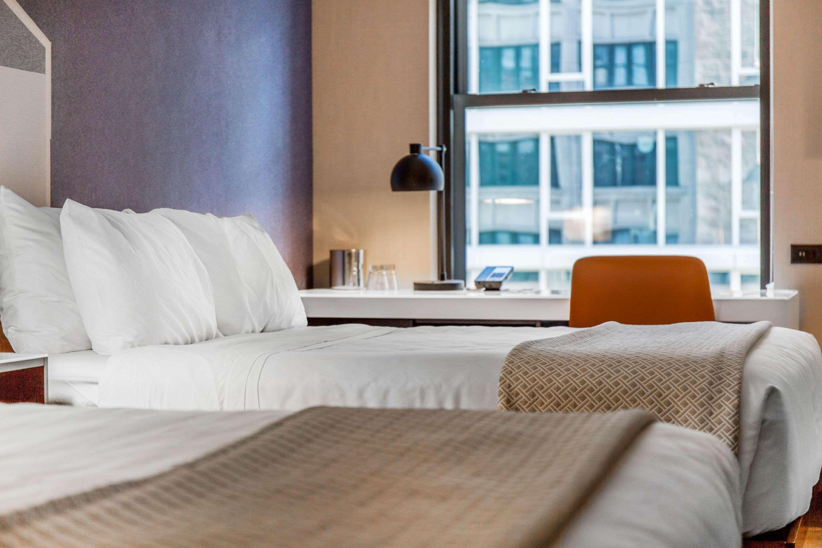 Deluxe, 2 Queen Beds