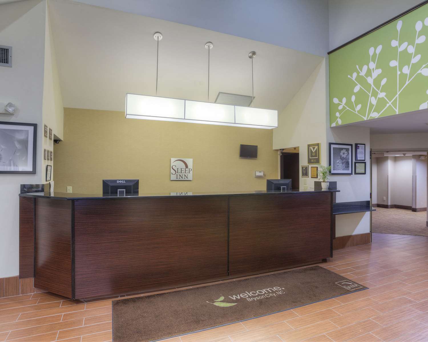 Sleep Inn Bryson City - Cherokee Area 2/33