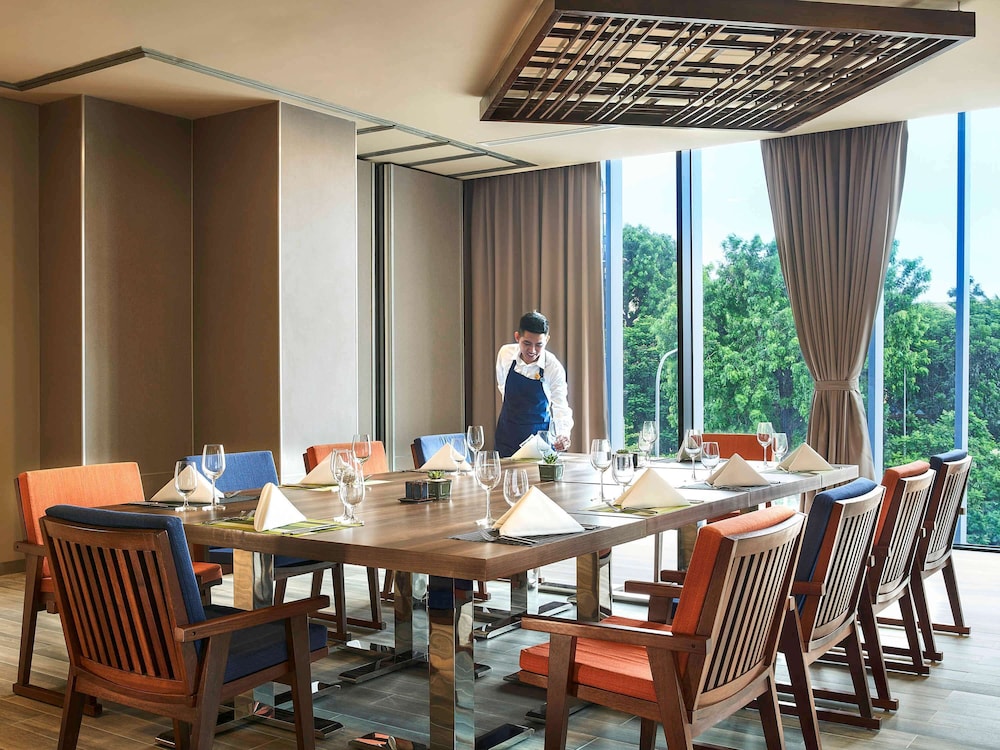 Novotel Hanoi Thai Ha 56/71