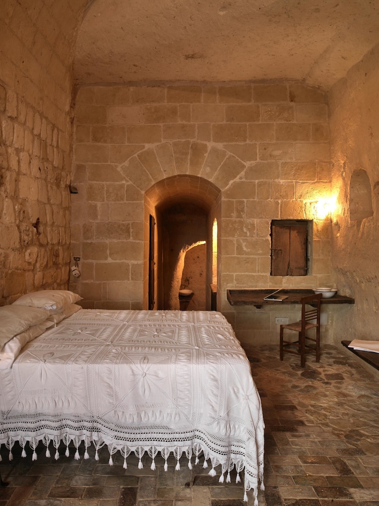 Sextantio Le Grotte Della Civita 16/60