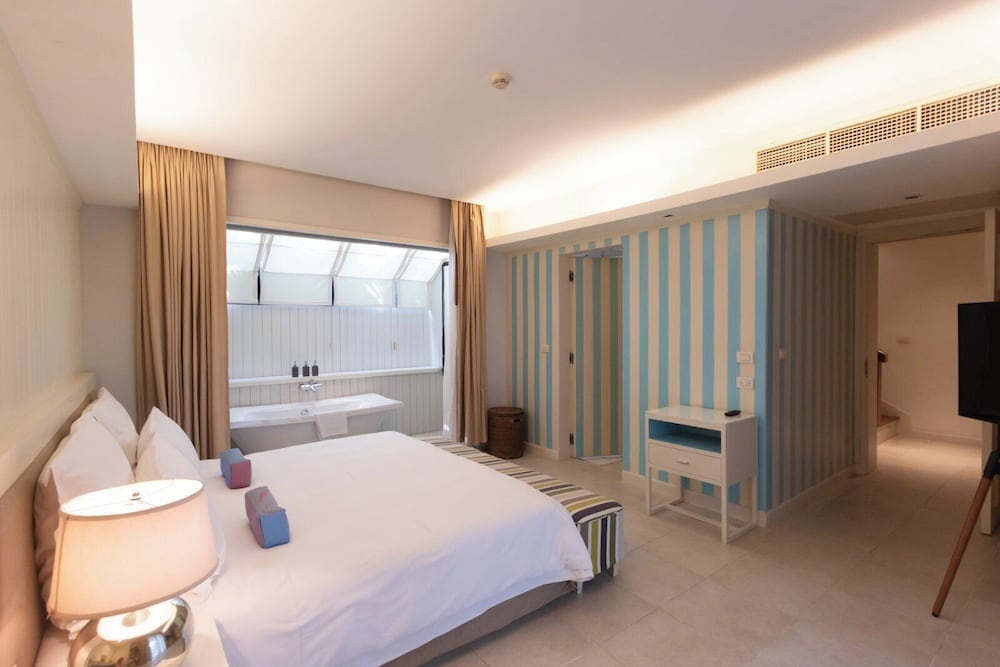 2 Bedrooms, Villa, Beach Front, Private Pool، Rest Detail Hotel 2/3