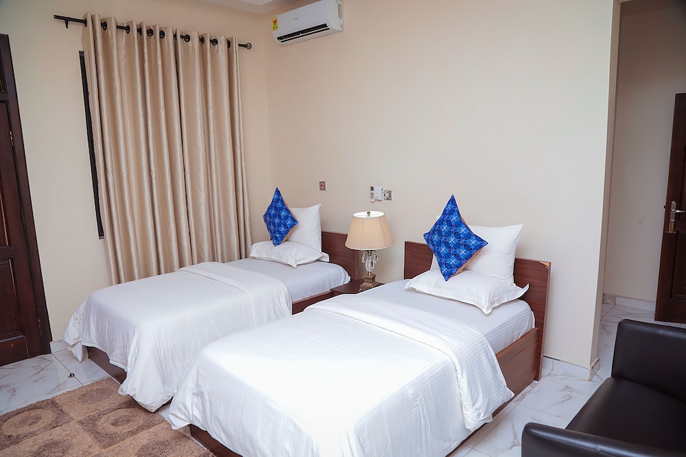 Park View Hotel 14/45