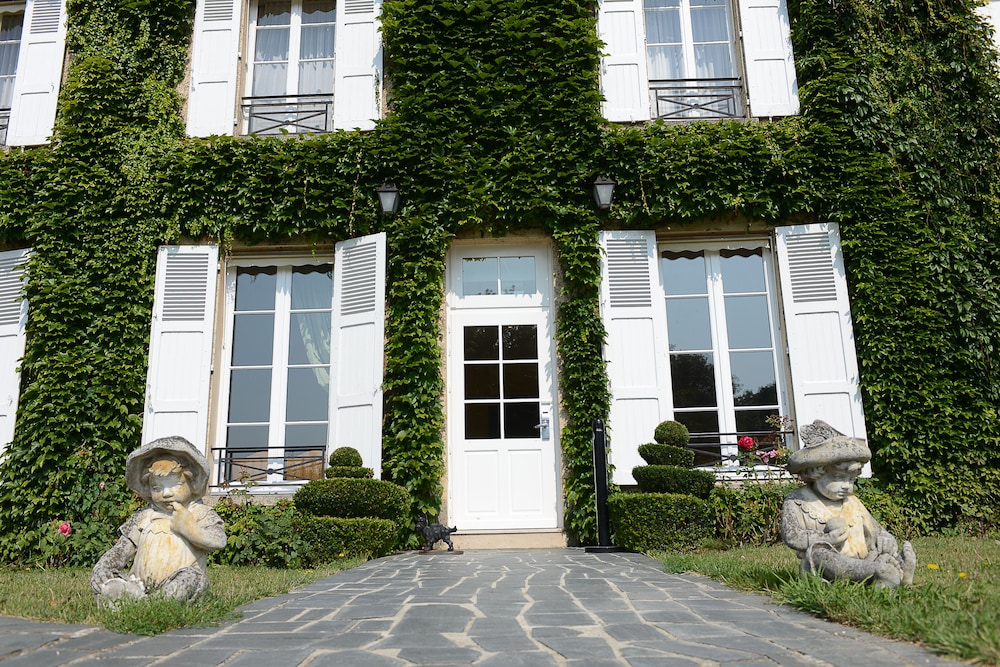 CHATEAU DE SANCY 6/65