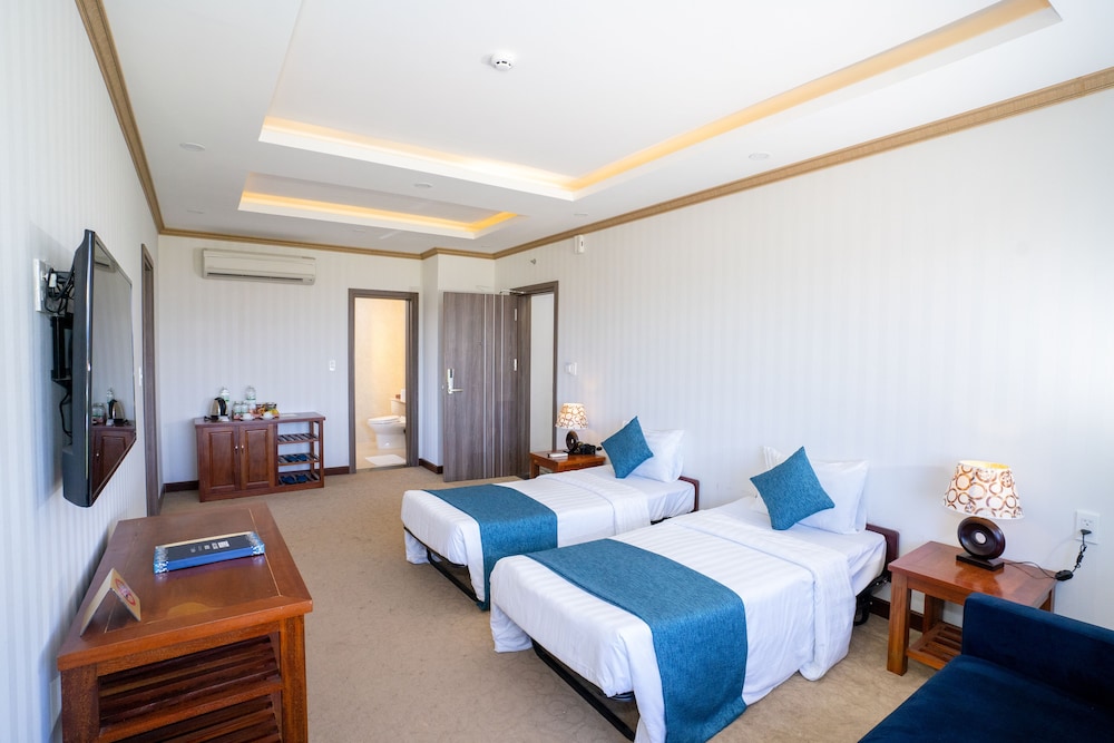 Navy Hotel Cam Ranh 23/50