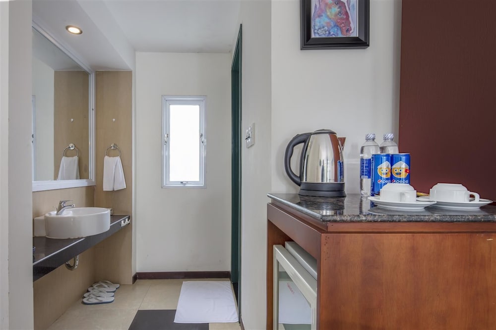 Sai Gon Phong Nha Hotel 27/28