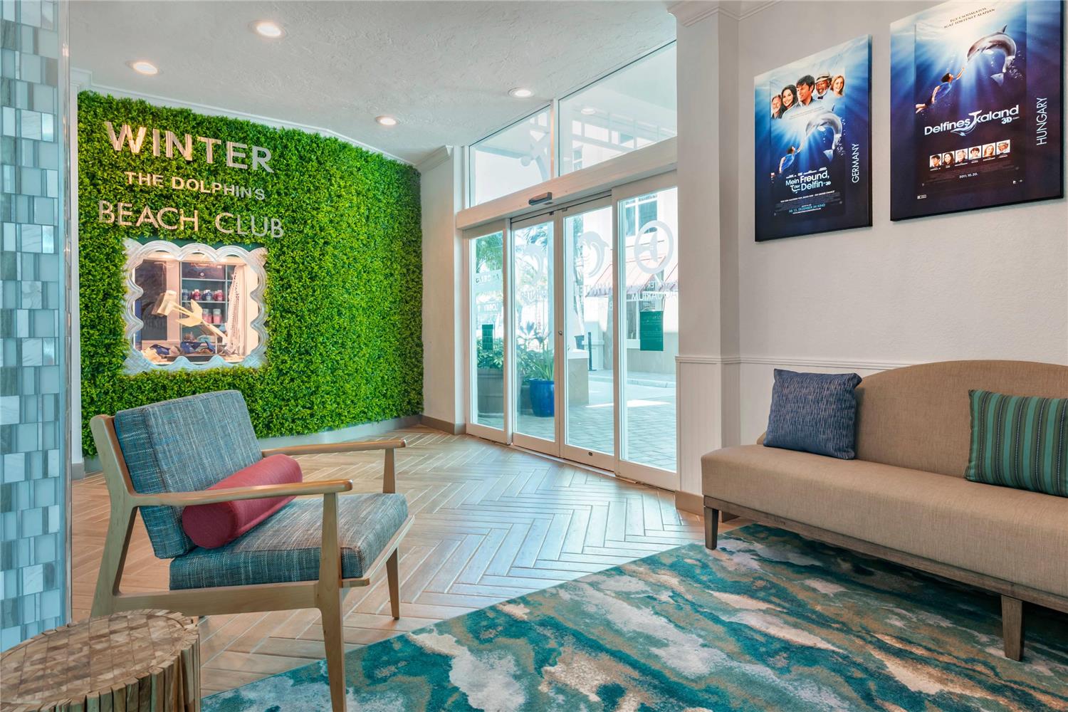 Winter the Dolphins Beach Club, an Ascend Collection Hotel 12/18