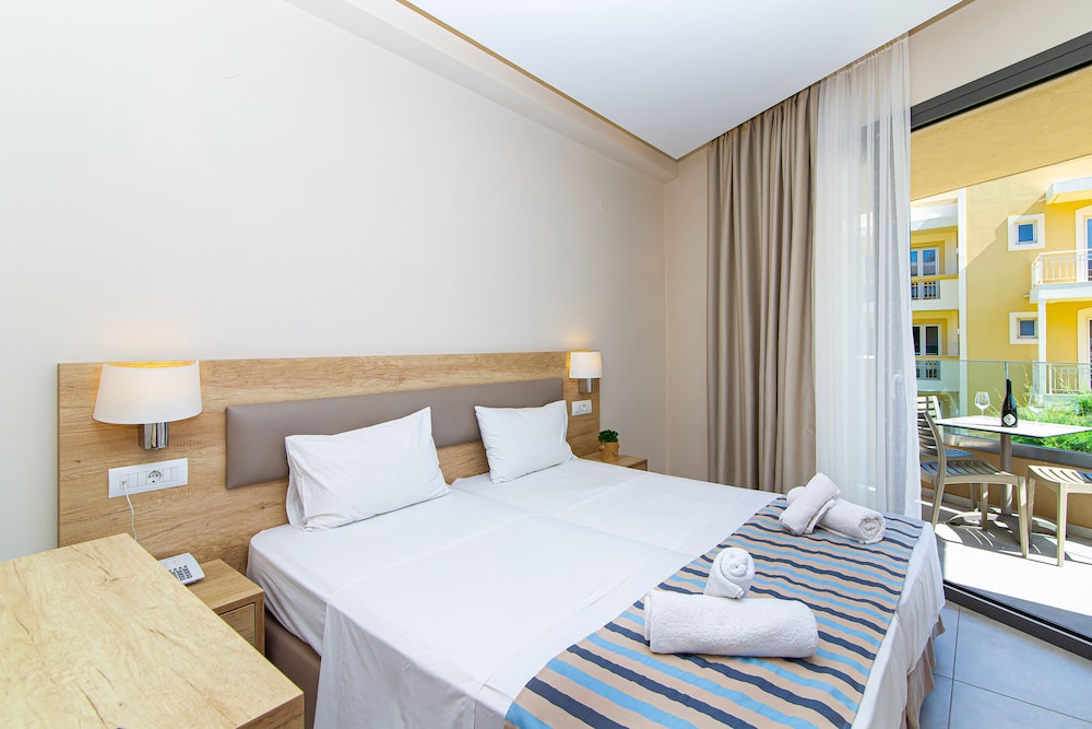 شقة سوبيريور ثلاثية بثلاثة أسرّة بغرفة نوم واحدة، Theo Star Beach 6/10