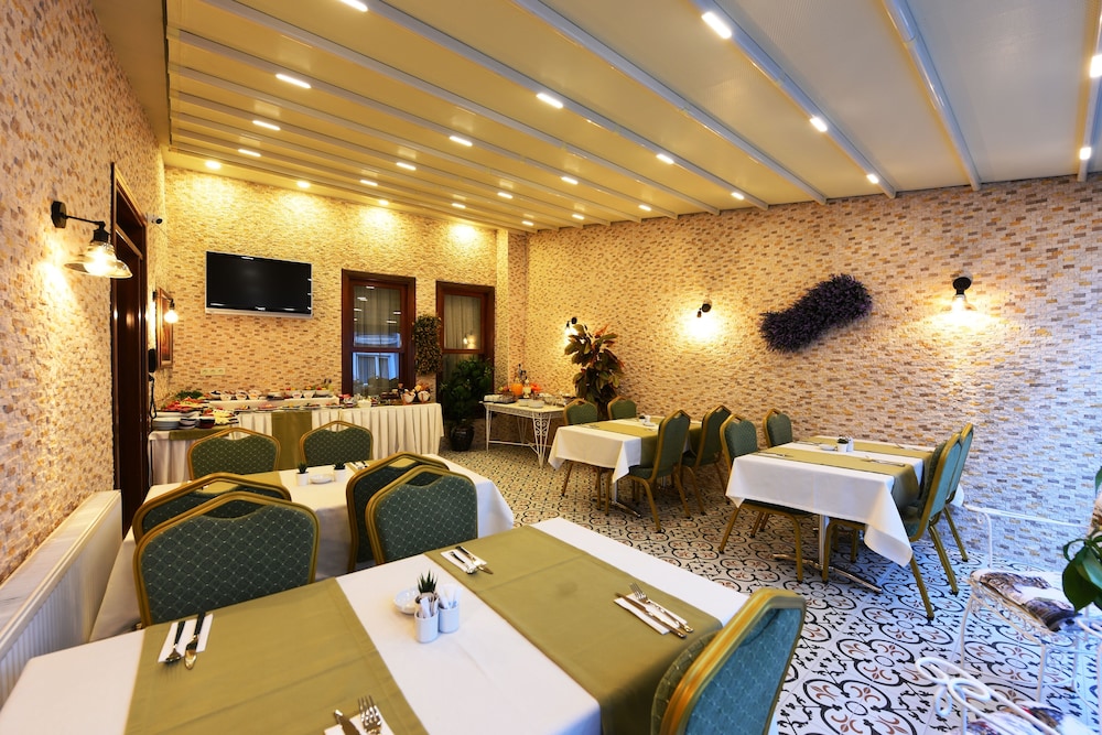 Elyka Hotel 22/28
