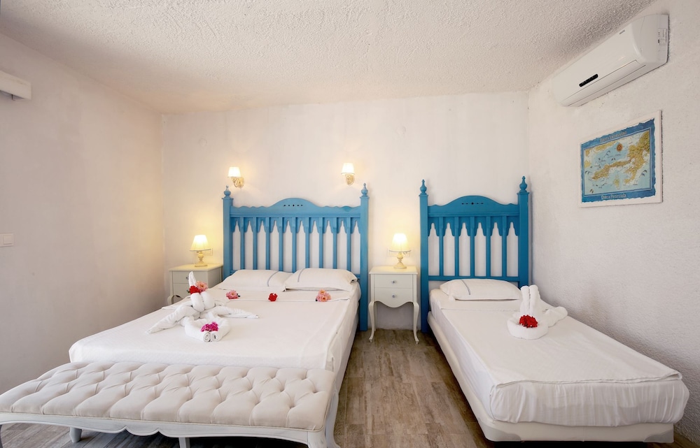 OTEL MAVI BEYAZ 14/50