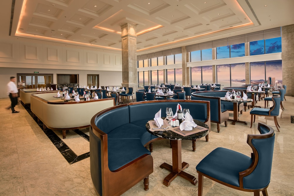 Altara Suites Da Nang 39/50