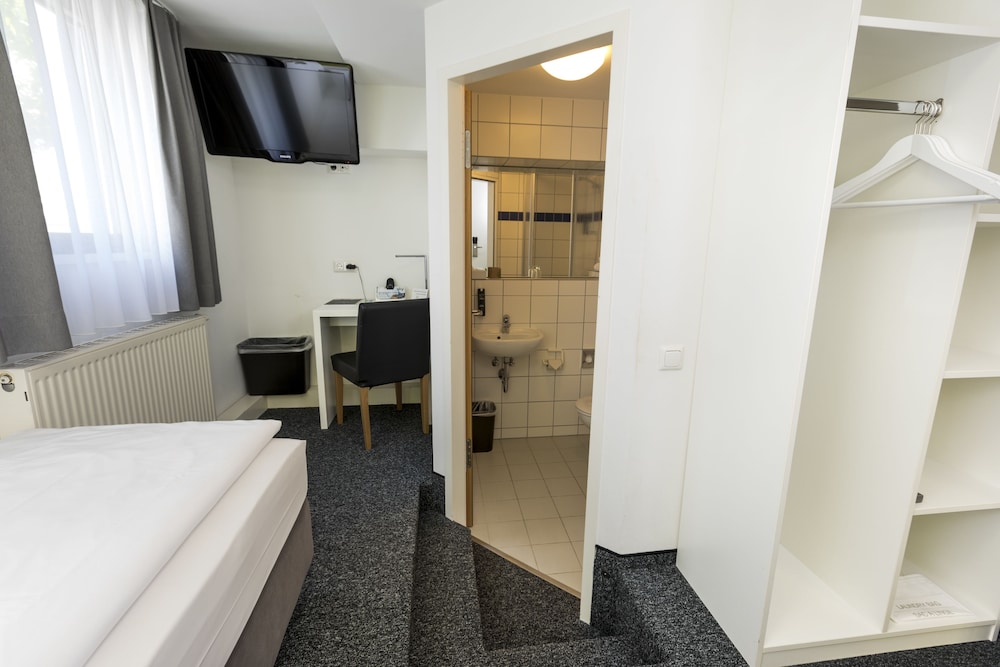 Mk Hotel Eschborn 26/50