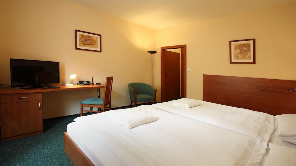 Hotel Palace 11/60