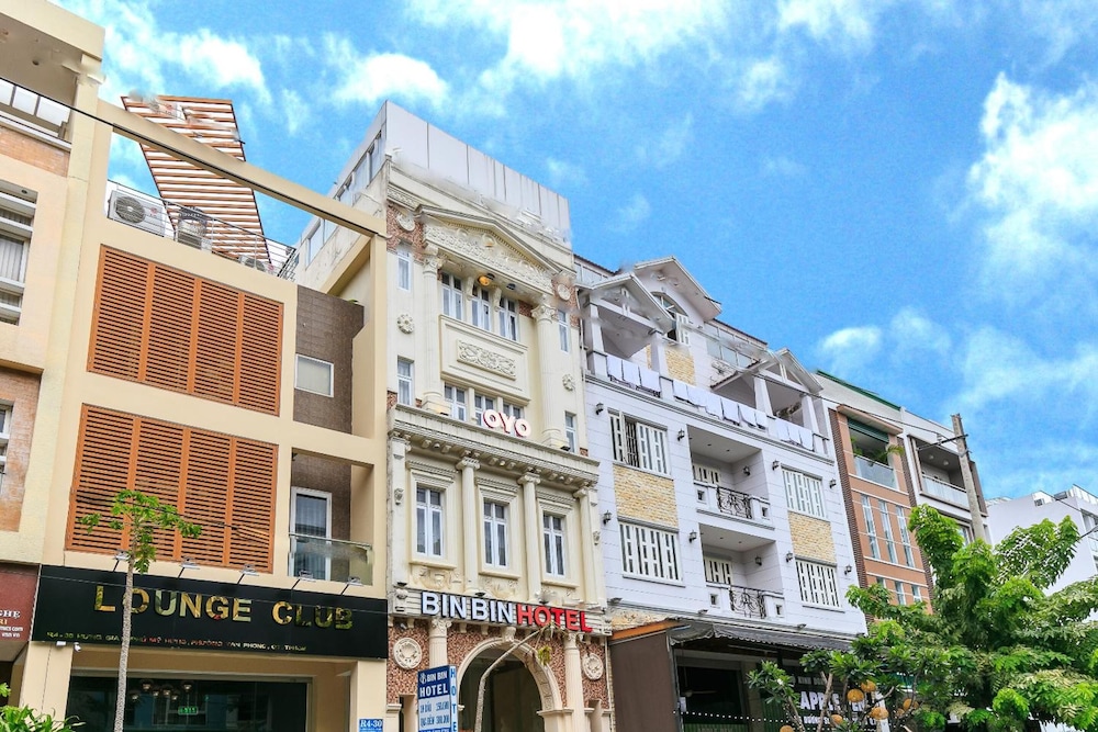 Bin Bin Hotel 3 8/50