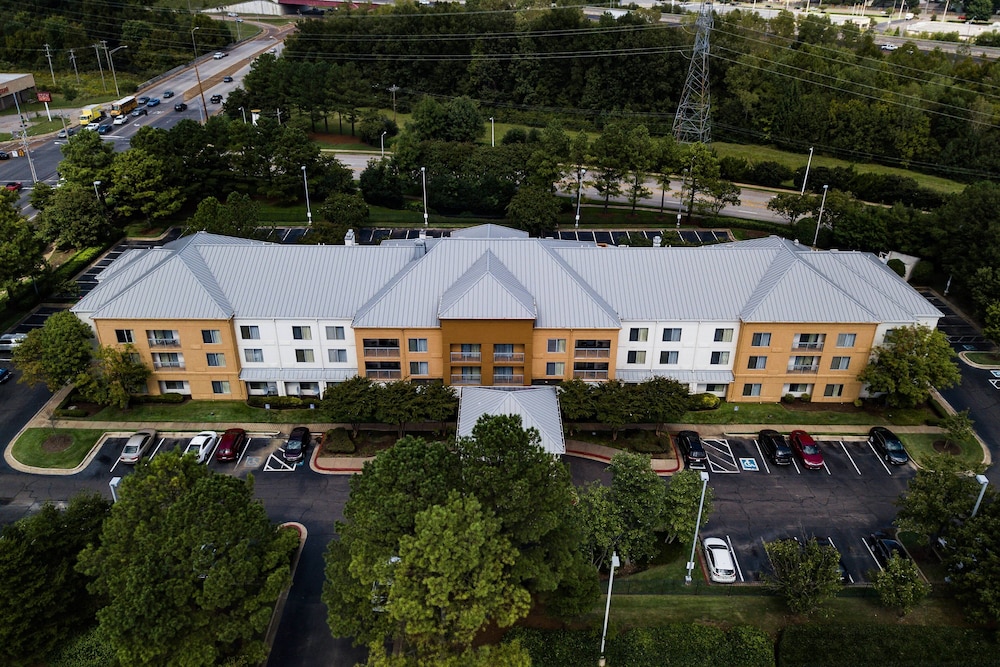 Courtyard by Marriott Memphis East/Bill Morris Parkway 25/46