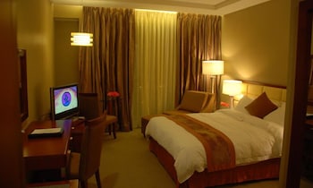 The Avenue Plaza Hotel 24/68