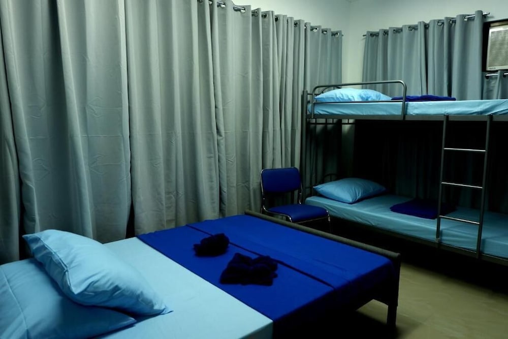 Mactan-Cebu Airport Budget Hotel 6/18