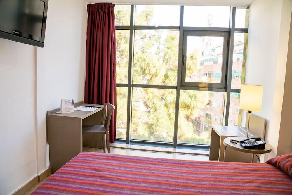 Hotel Montesol 30/64