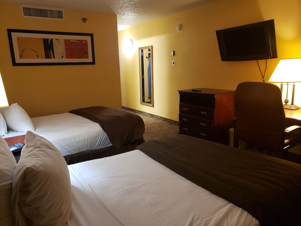 Ramada by Wyndham DFW Airport 6/39