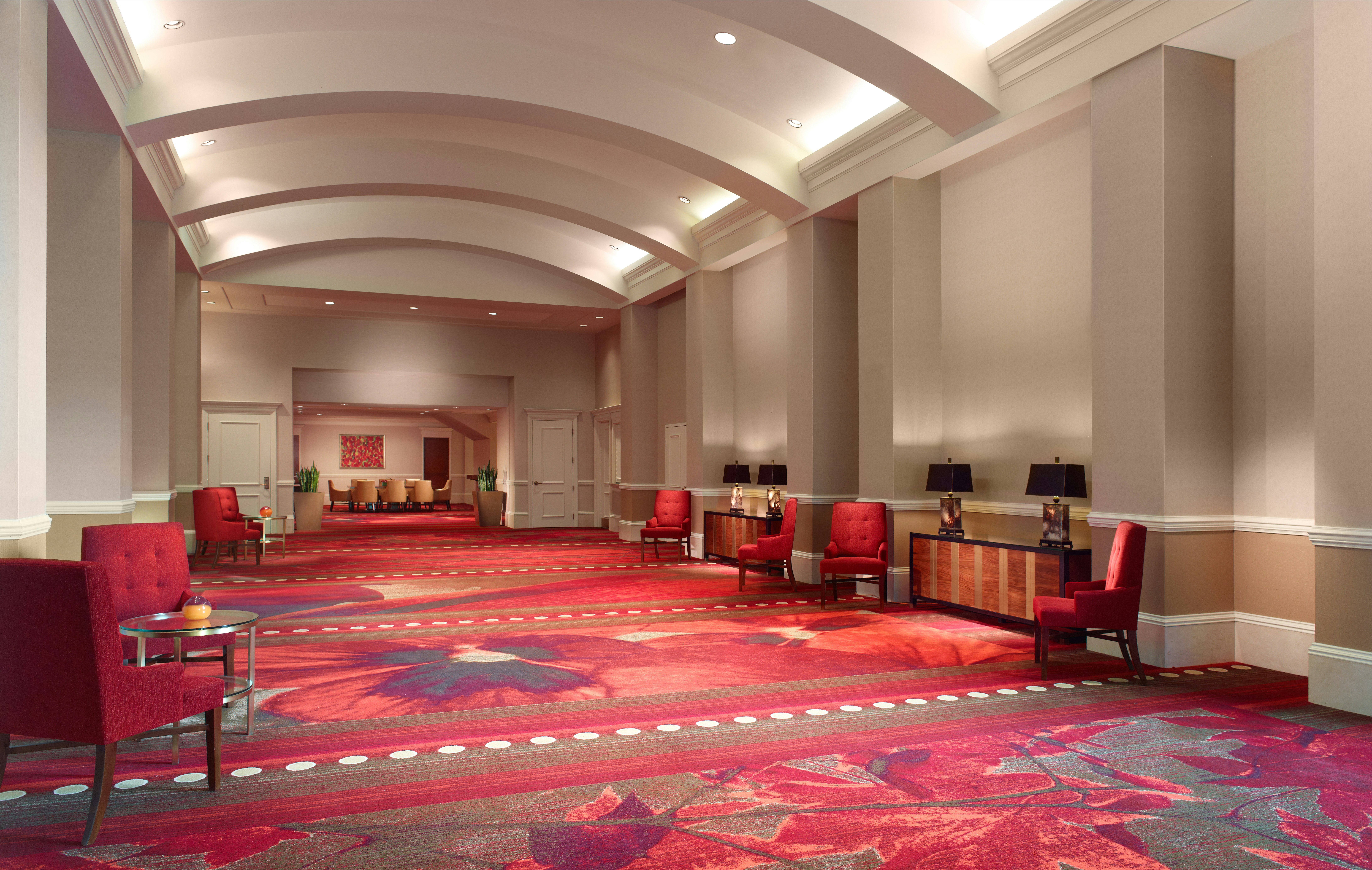 Omni Providence Hotel 69/75