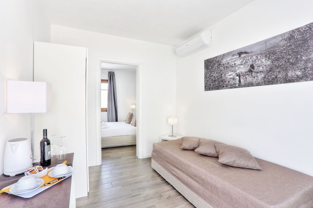 The Florence Hills Resort Spa 27/50