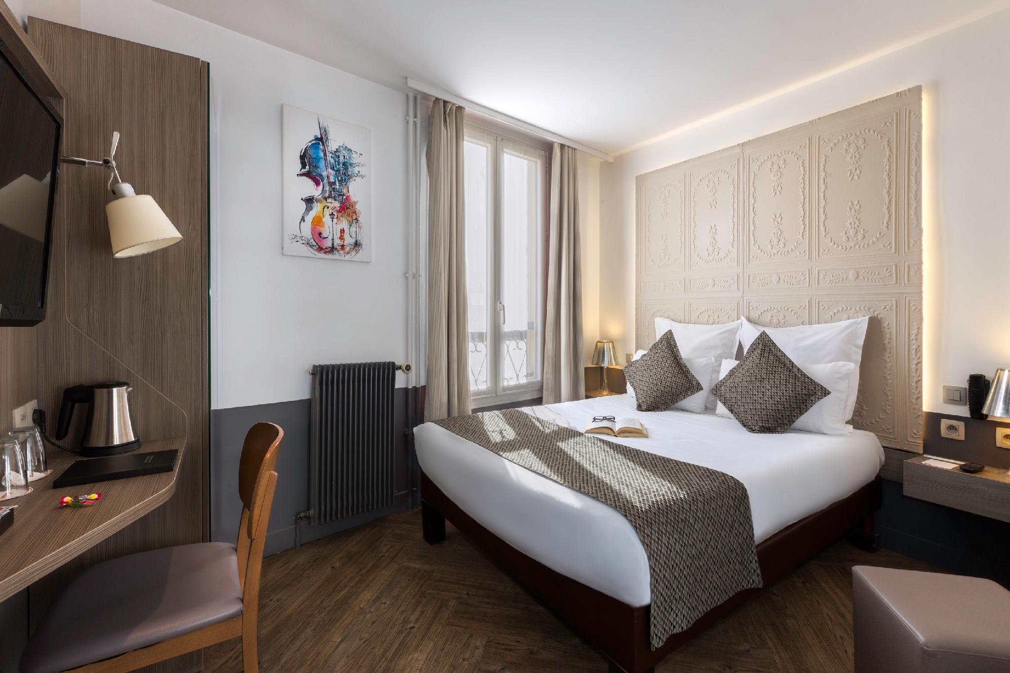 Room at Hotel Beauvoisin, PARIS