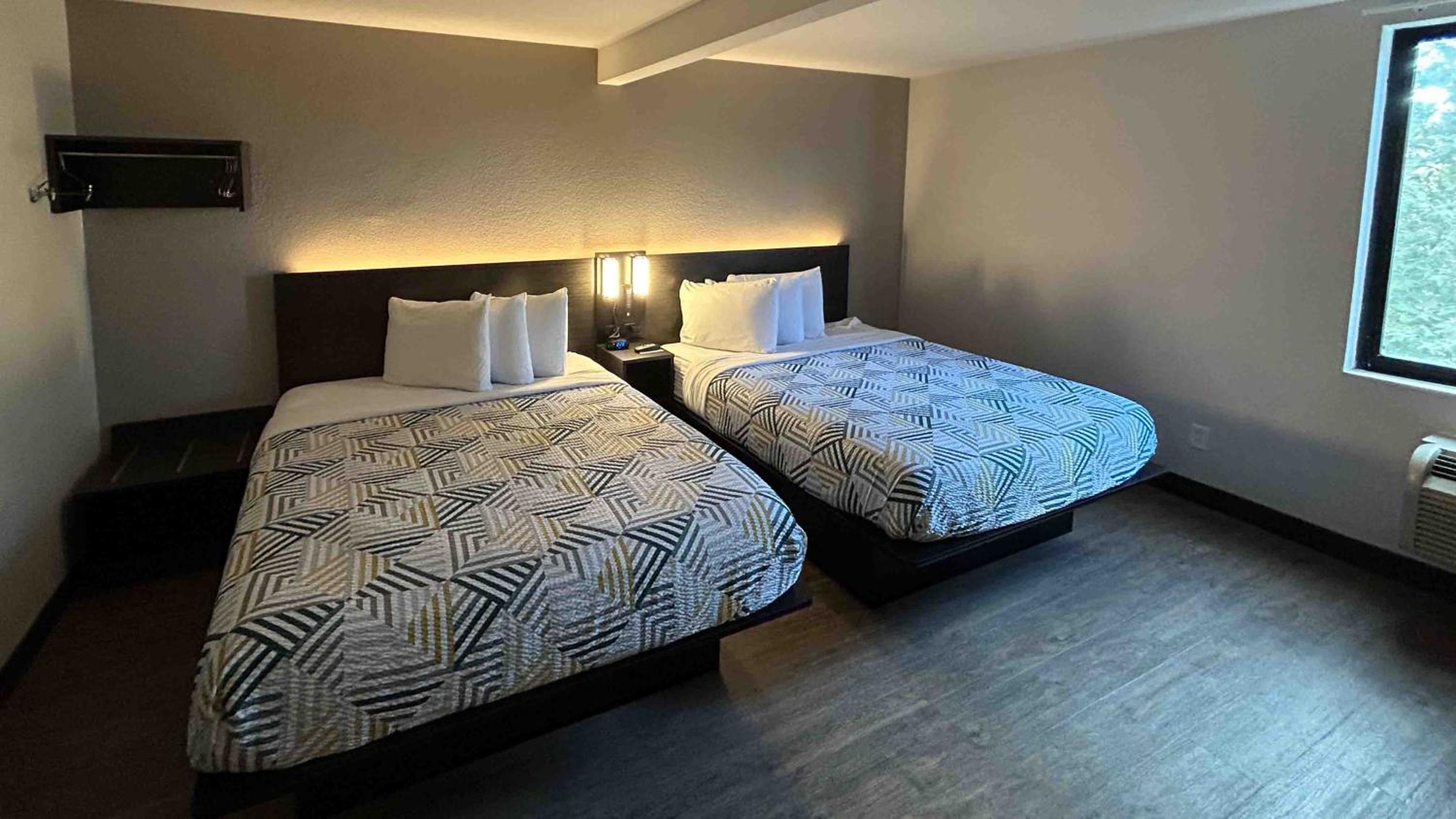 Studio6 San Diego, CA - Hotel Circle - Mission Valley photo2