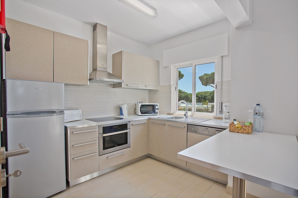 Prado Villas 2/23