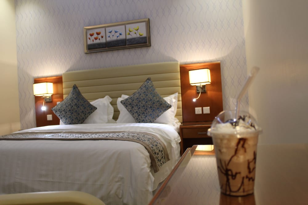 Pestana Hotel and Suites 2 23/52