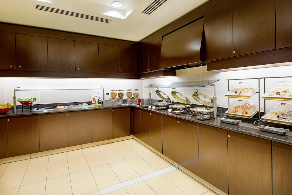 Residence Inn Fort Myers at I-75 and Gulf Coast Town Center 38/53