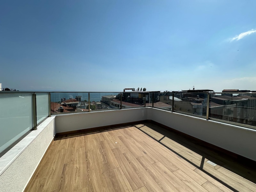 Boutique Dedem Hotel 65/68