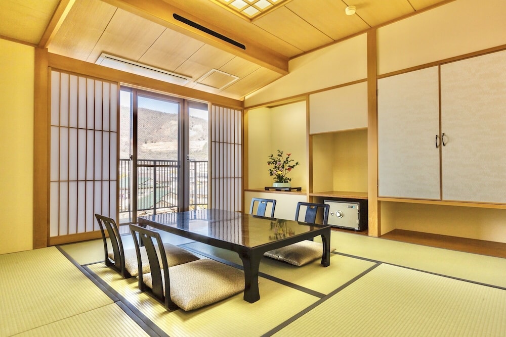 Hotel Kohakuen 10/52