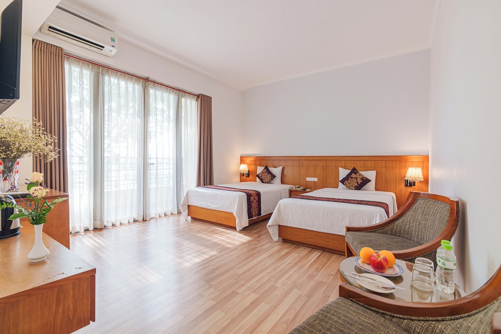 SUPERIOR, TWIN BEDS