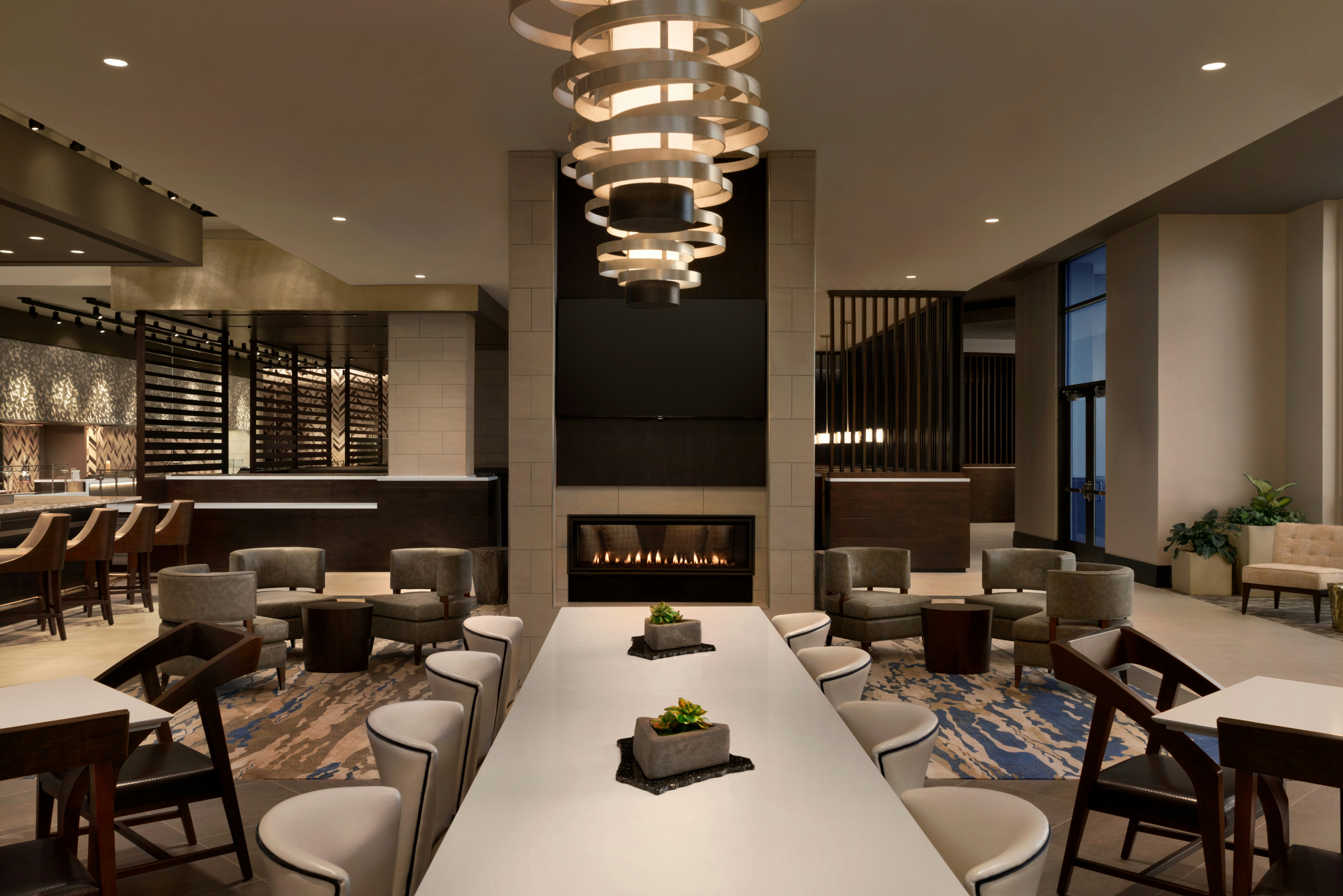 Embassy Suites by Hilton Syracuse Destiny USA 43/54