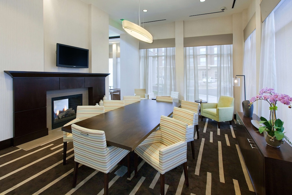 Hilton Garden Inn Raleigh Cary 44/67