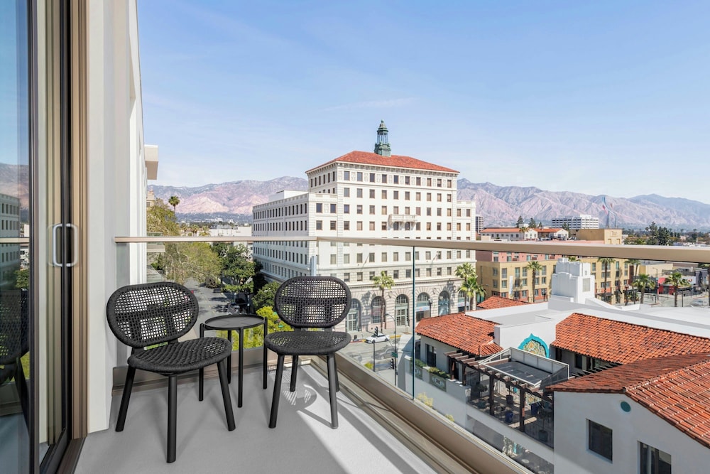 AC Hotel Pasadena 3/48