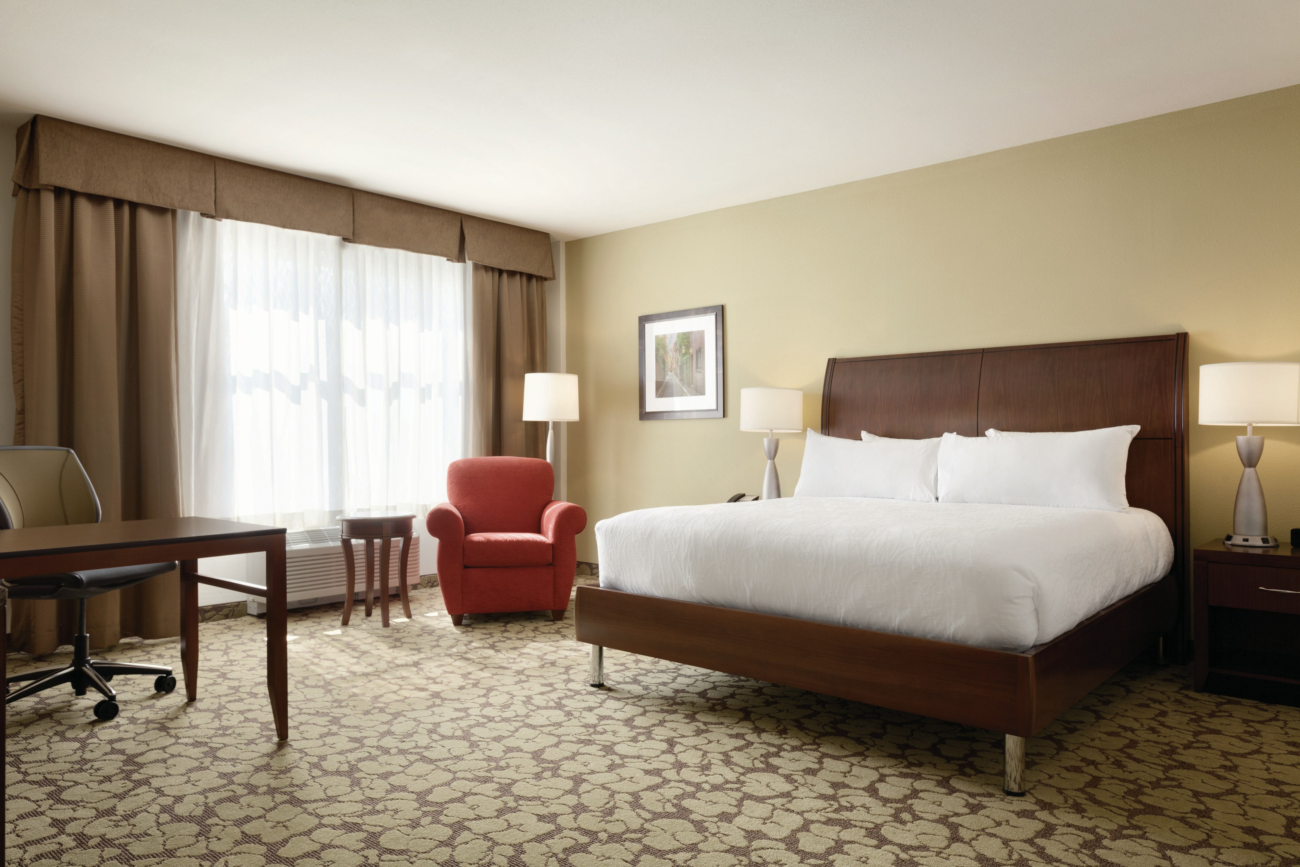 ROOM, KING BED, ACCESSIBLE