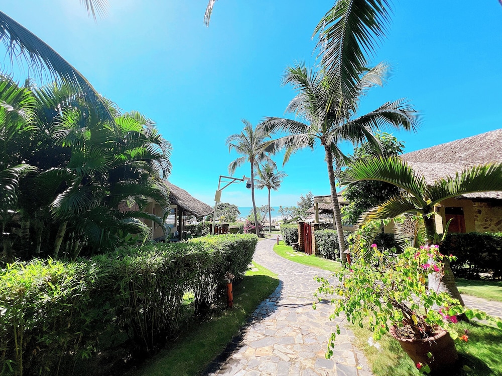 Aroma Beach Resort & Spa 47/50