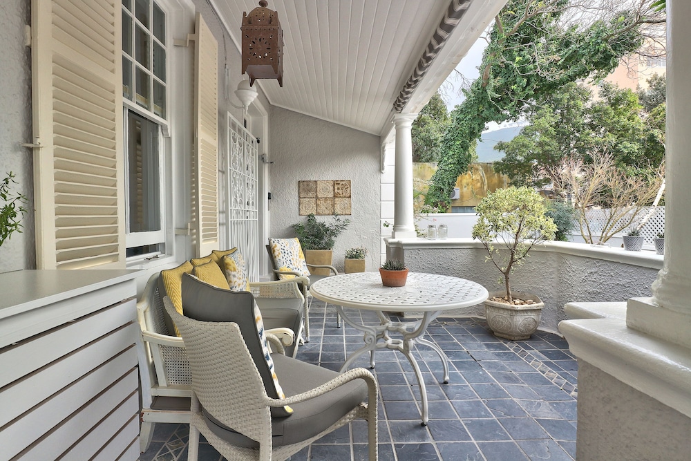 Parker Cottage 37/58