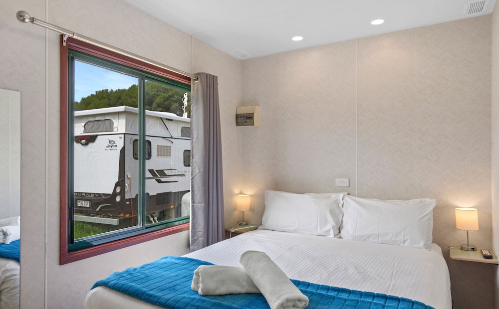 2 Bedrooms, Superior, Cabin, 1 Double and 2 Bunk Beds, Pet Friendly